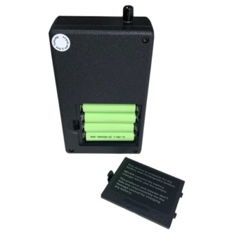 Profesionální detektor GPS lokátorů a skrytých magnetických zařízení